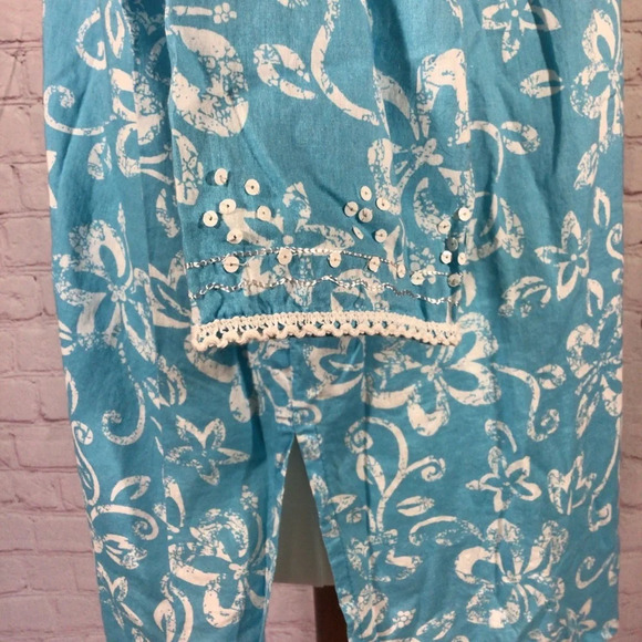 Chelsea Studio Blue and White Floral Embroidered Sequin Top - Size Large - Picture 6 of 9